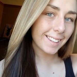 Meet your Posher, Kendra